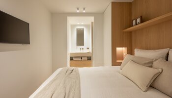 Prachtig gerenoveerd 3SLK-appartement met grote terrassen in de Kustlaan