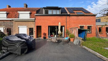 Gerenoveerde ééngezinswoning op rustige locatie