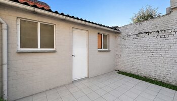 Maison à rénover comprenant 3 chambres et une dépendance
