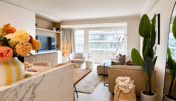 Prachtig en ruim gerenoveerd 2SLK-appartement in de Lippenslaan
