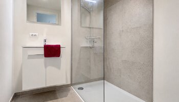 Gelijkvloers appartement met gezellig terras