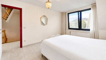 Instapklare woning met ruime garage in het centrum van Oostkamp