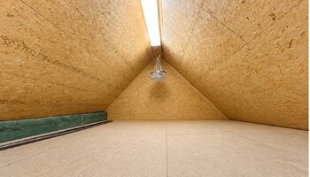 Instapklare woning met ruime garage in het centrum van Oostkamp