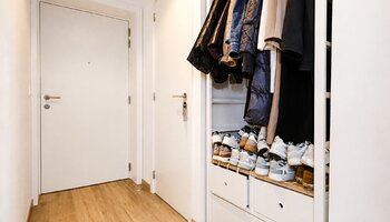 Appartement de 2 chambres à coucher nouvellement construit avec terrasse orientée au sud