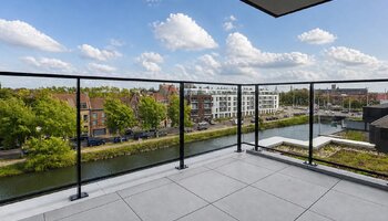 Penthouse met 2 slaapkamers en terrassen in nieuwbouwresidentie